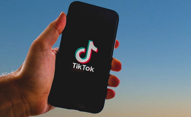 Get Traffic To New Domain TikTok On Smartphone