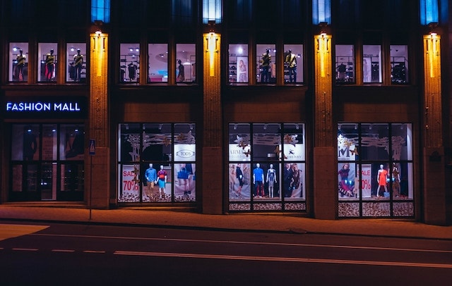 Business Questions Brick and Mortar
