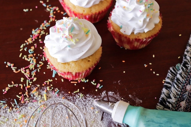Home Business Ideas Decorating Cupcakes Frosting and Sprinkles