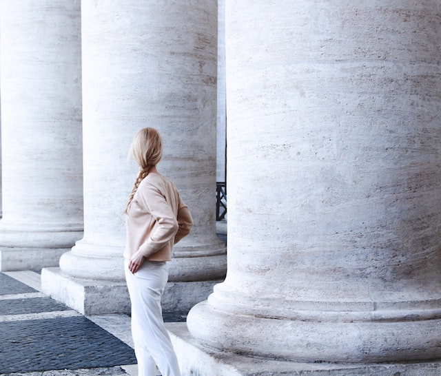 Le colonne di marmo rappresentano tre colonne SEO