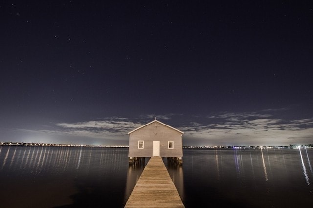 Online Photo Storage House