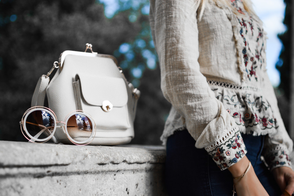 fashion blog woman wearing beige