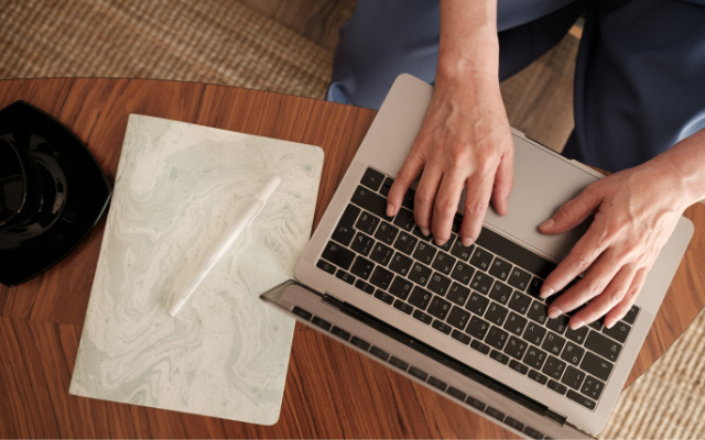 Considering working as a virtual assistant as a business opportunity