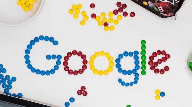 Search Engines List Google Spelled in Candy