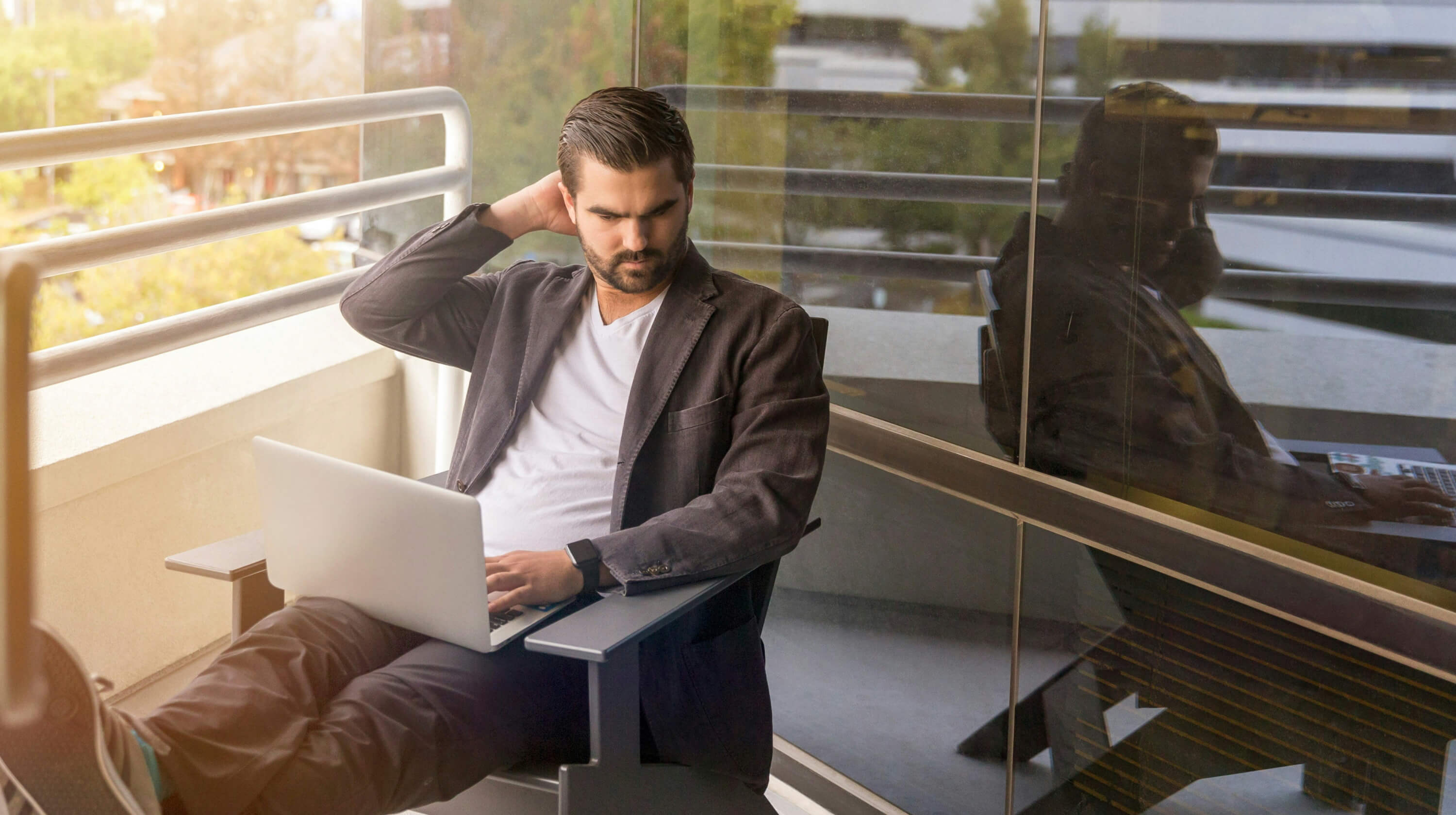 Titelmotiv des Blogartikels zum Thema: Durchstarten mit KI: So hat mir Microsoft Copilot beim Aufbau meines Business geholfen