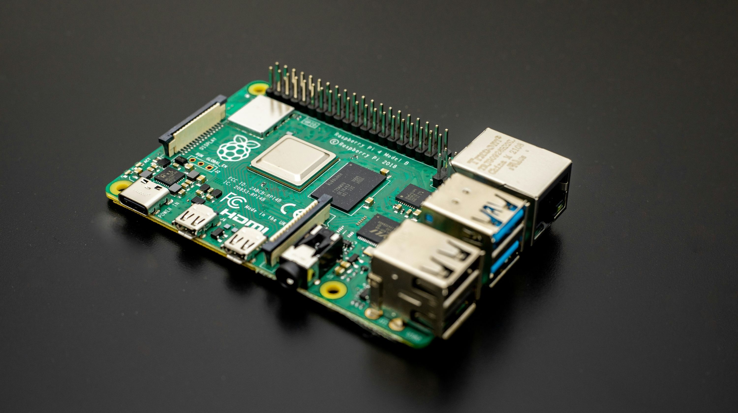 Titelmotiv des Blogartikels zum Thema: Was ist ein Raspberry Pi?