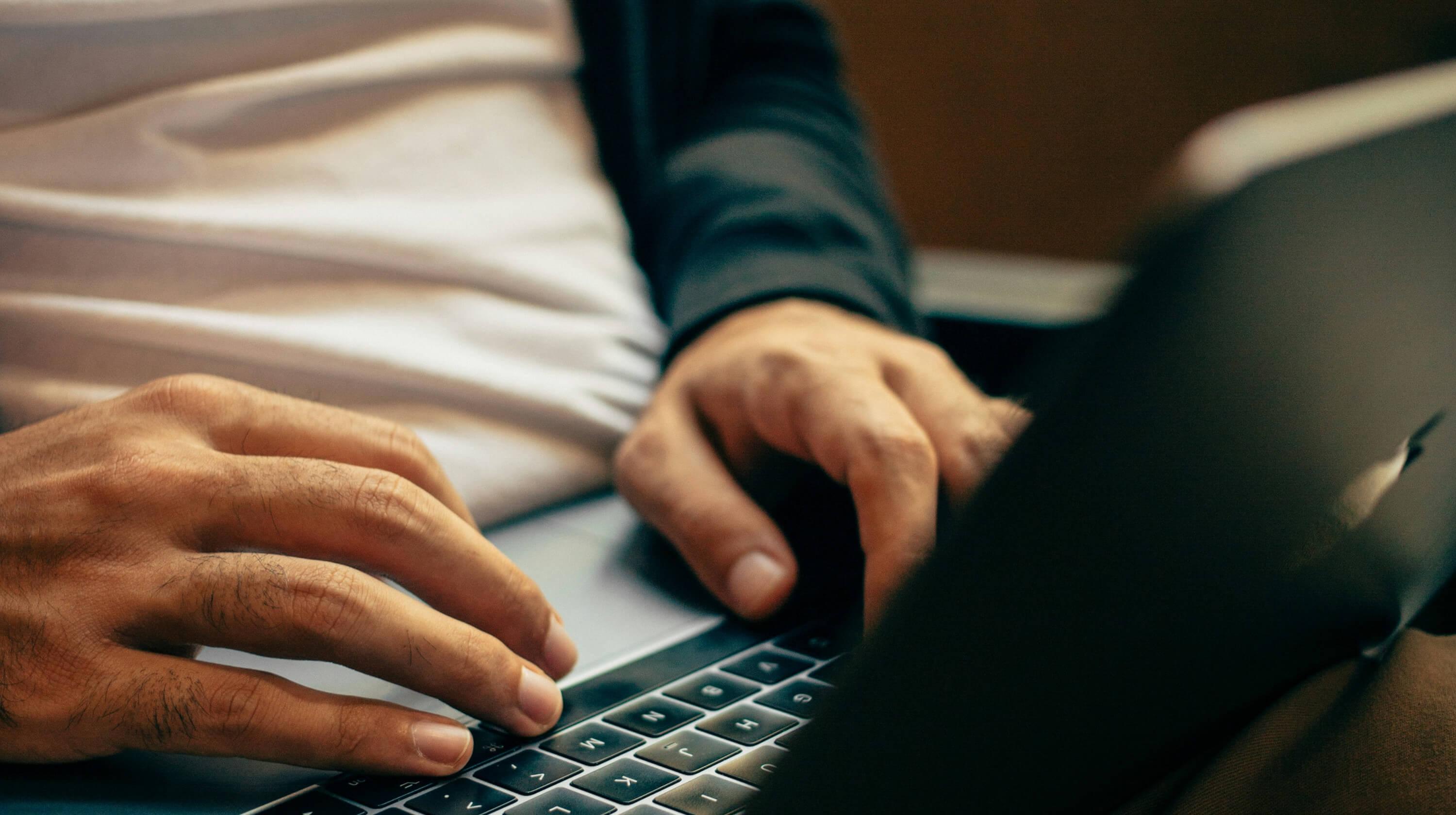 Titelmotiv des Blogartikels zum Thema: cPanel Hosting: Der ultimative Leitfaden – Von 0 zum erfolgreichen Online-Business