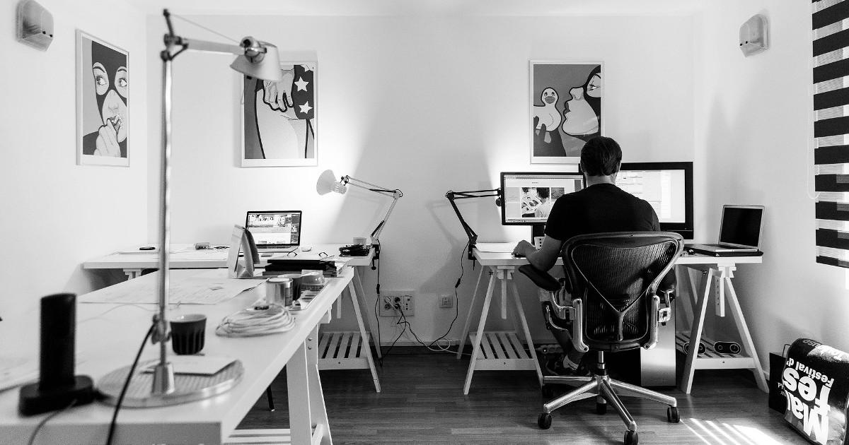 Titelmotiv des Blogartikels zum Thema: Safari Developer Tools öffnen und nutzen: Dev Tools, Web Inspector & Safari Emulator