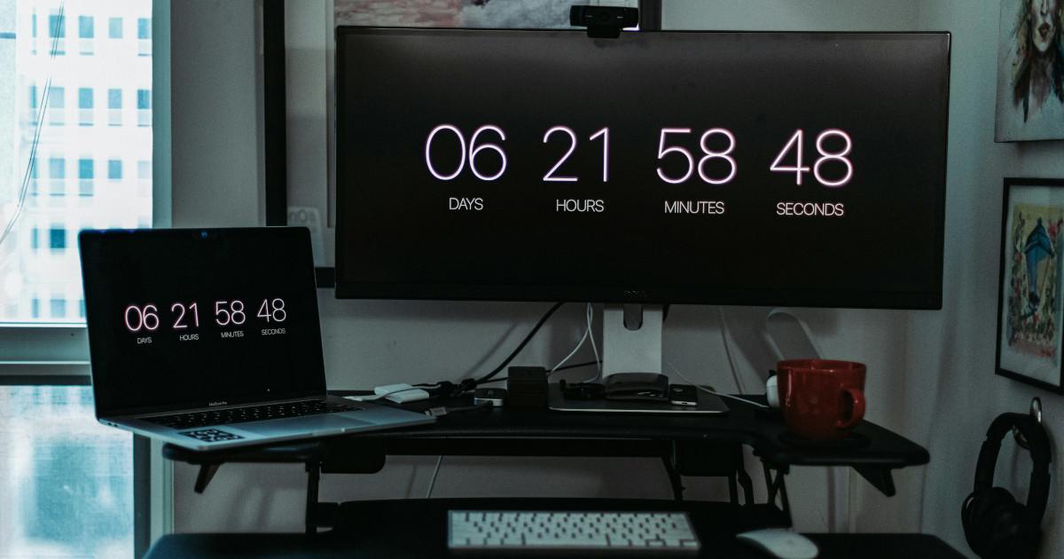 Titelmotiv des Blogartikels zum Thema: WordPress Countdown einfügen: So nutzt du Countdown-Timer auf deiner Website