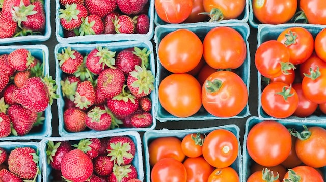 How to Increase Sales Tomatoes and Strawberries in Market