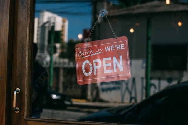 Setting Up a Website Sign in Shop Window