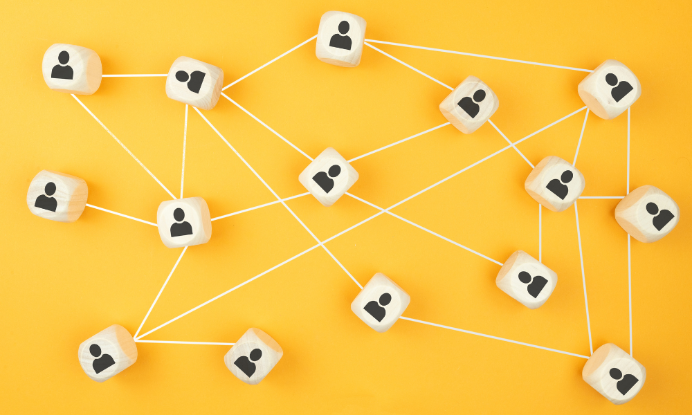 descubre herramientas para gestionar redes sociales eficientemente