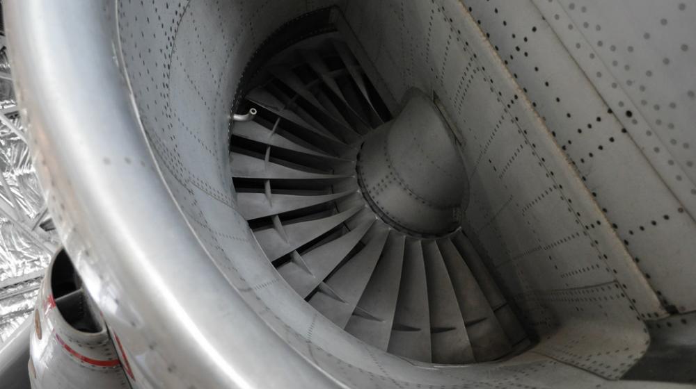 Plane engine to represent Nginx for post on installing an SSL certificate on Ubuntu.