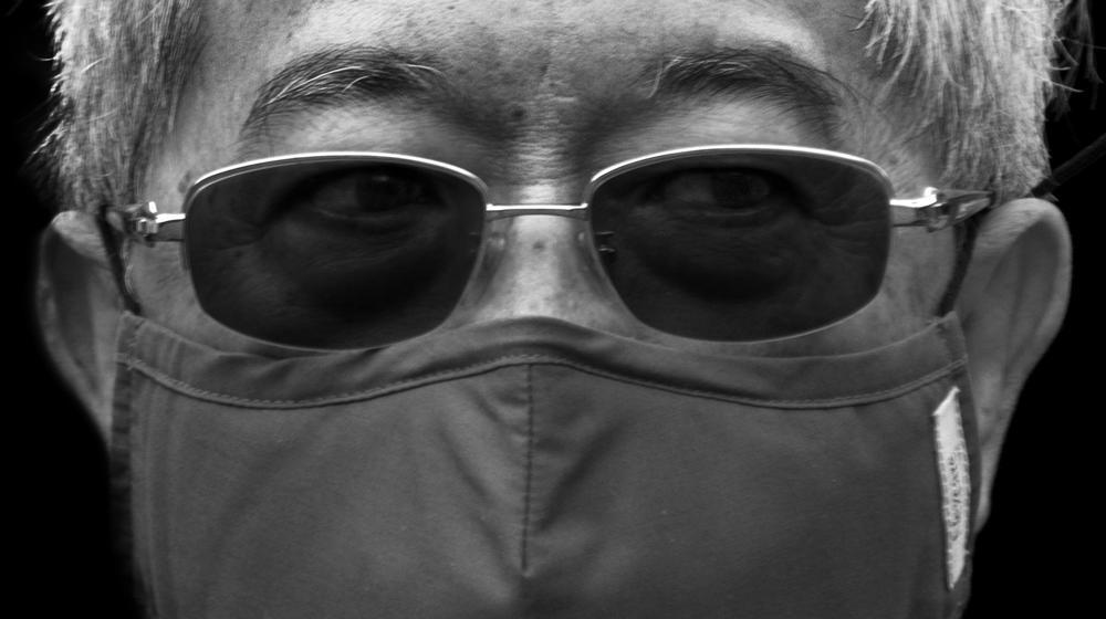 Contagious Emotions in Social Media