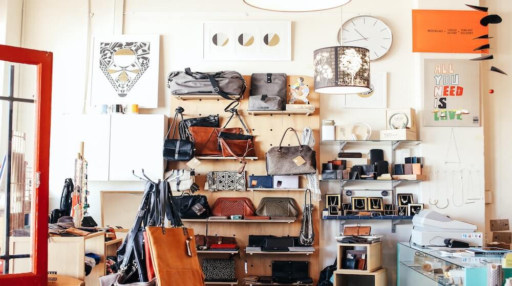 Retail shop featuring handbags and jewlery-2