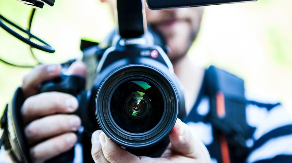 Man holding a camera