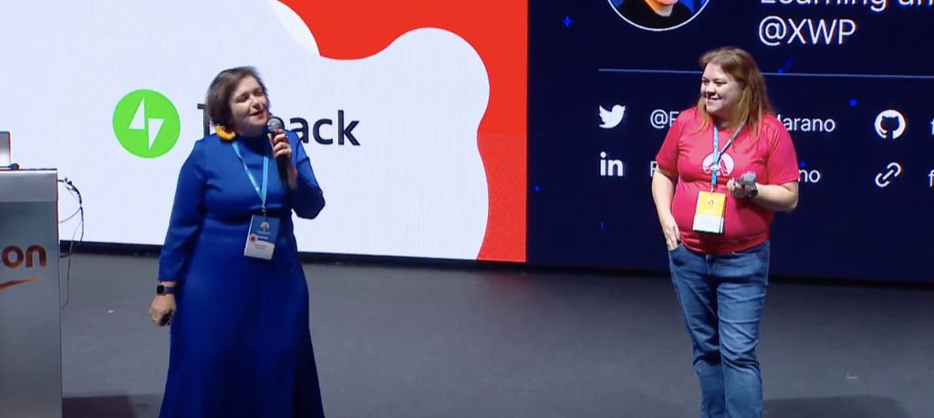 Courtney Robertson introduces Francesca Marano for WordCamp Asia 2023