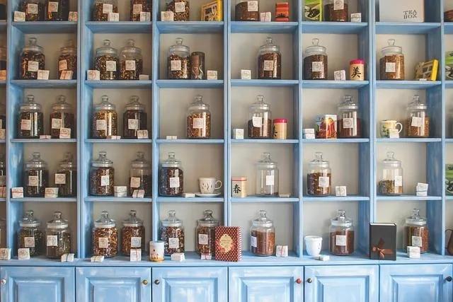 finished-products-inside-jars-arranged-neatly-on-shelf-business-name-ideas