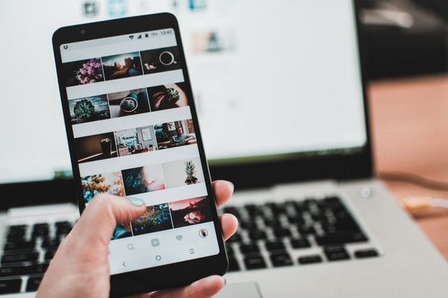 Business Resolutions Social Media Mobile
