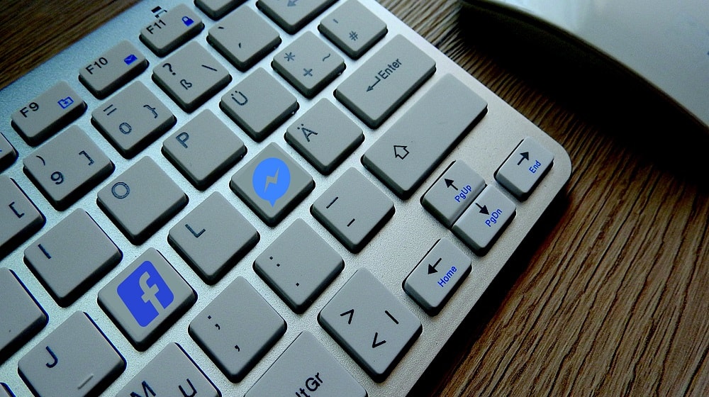 Customer Service Chat Keyboard