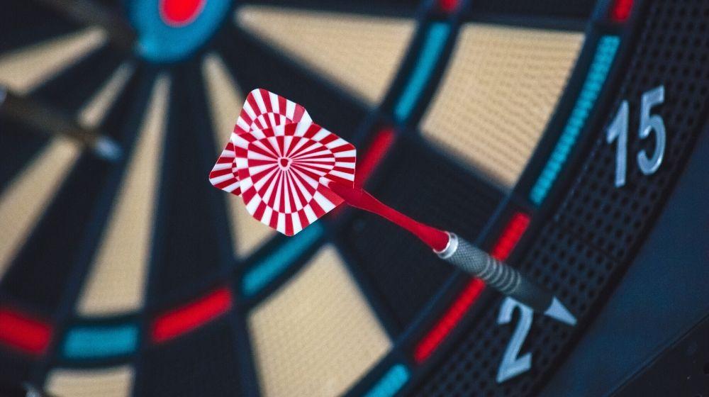 Dartboard Illustrates Using Project Management Steps to Stay on Target