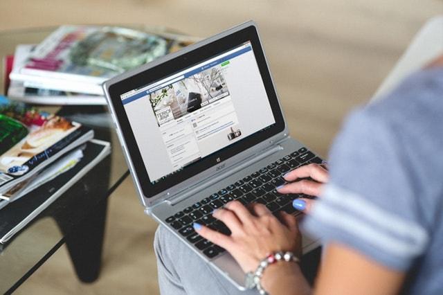 Facebook Privacy Laptop