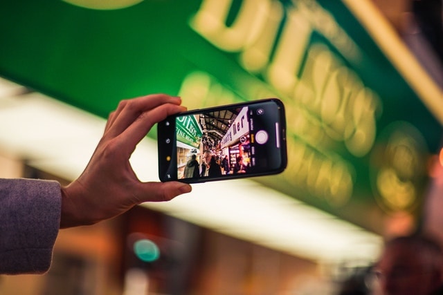 Holiday eCommerce Website Filming On Smartphone