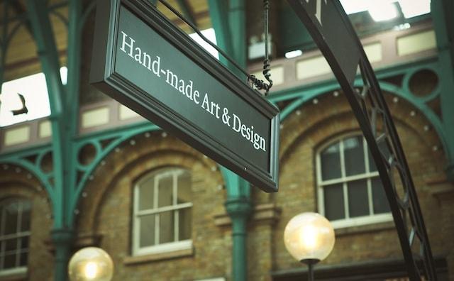 How to Build a Website with HTML Business Sign