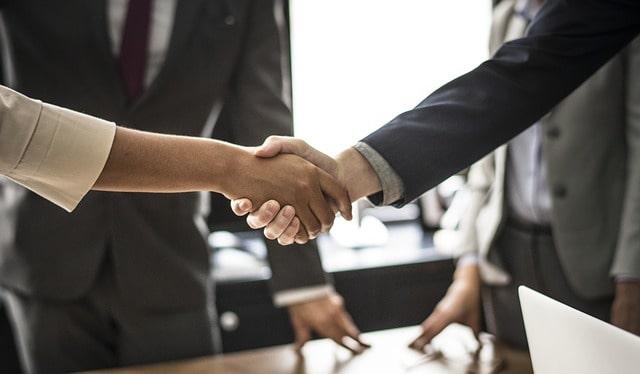 How To Build Rapport Handshake