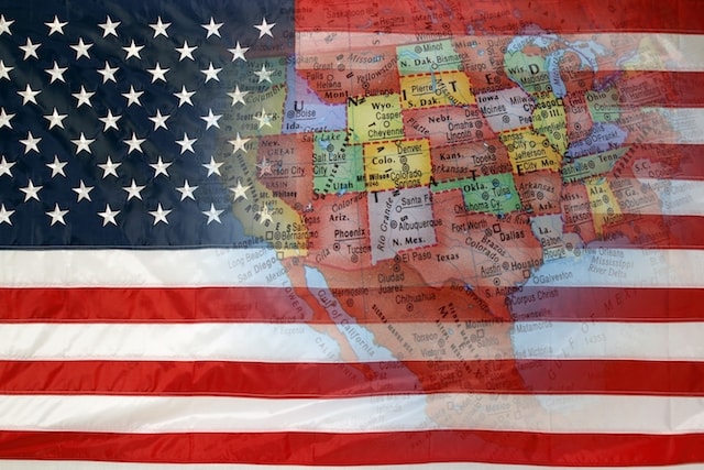 How to File Taxes US Flag with States