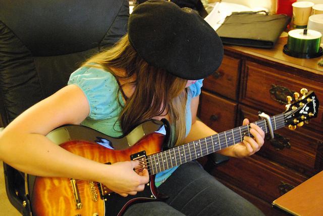 How to Get Music on Blogs Guitarist