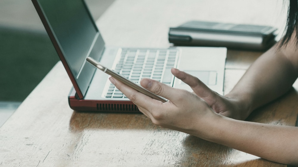 Managing Customer Data Entrepreneur]