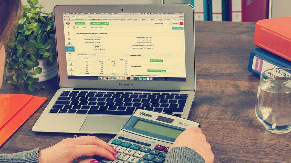 Simplify Your Bookkeeping Laptop
