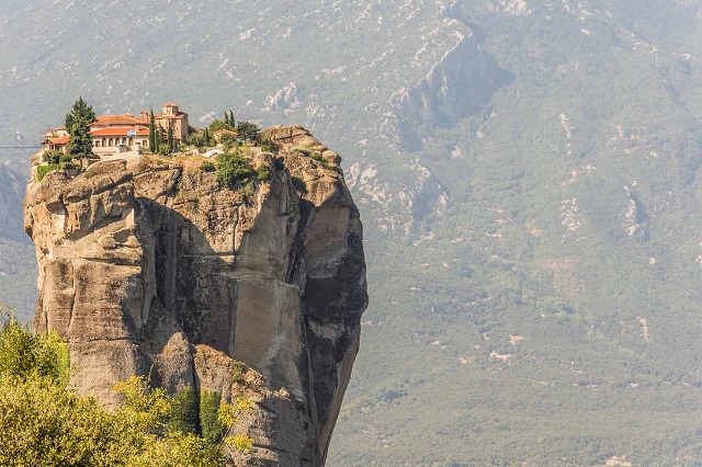 Scenic Landscape Picture Illustrating Effective Image Balance