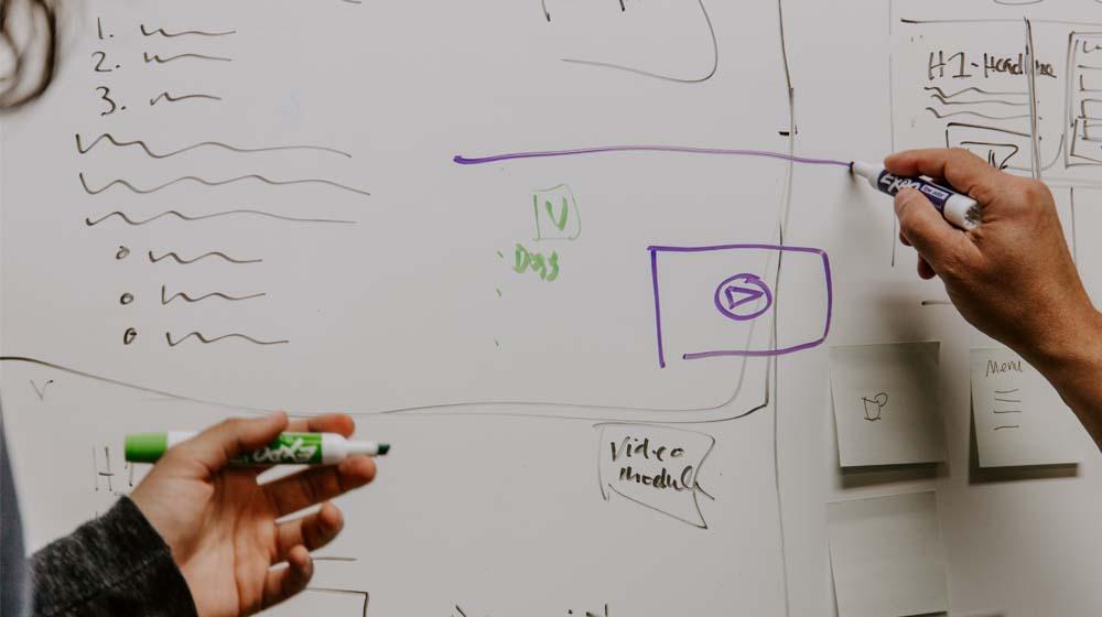 Web Design on Whiteboard Illustrates Becoming Web Designer